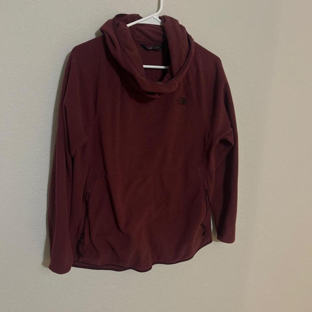 The north face burgundy fleece hoodie pullover